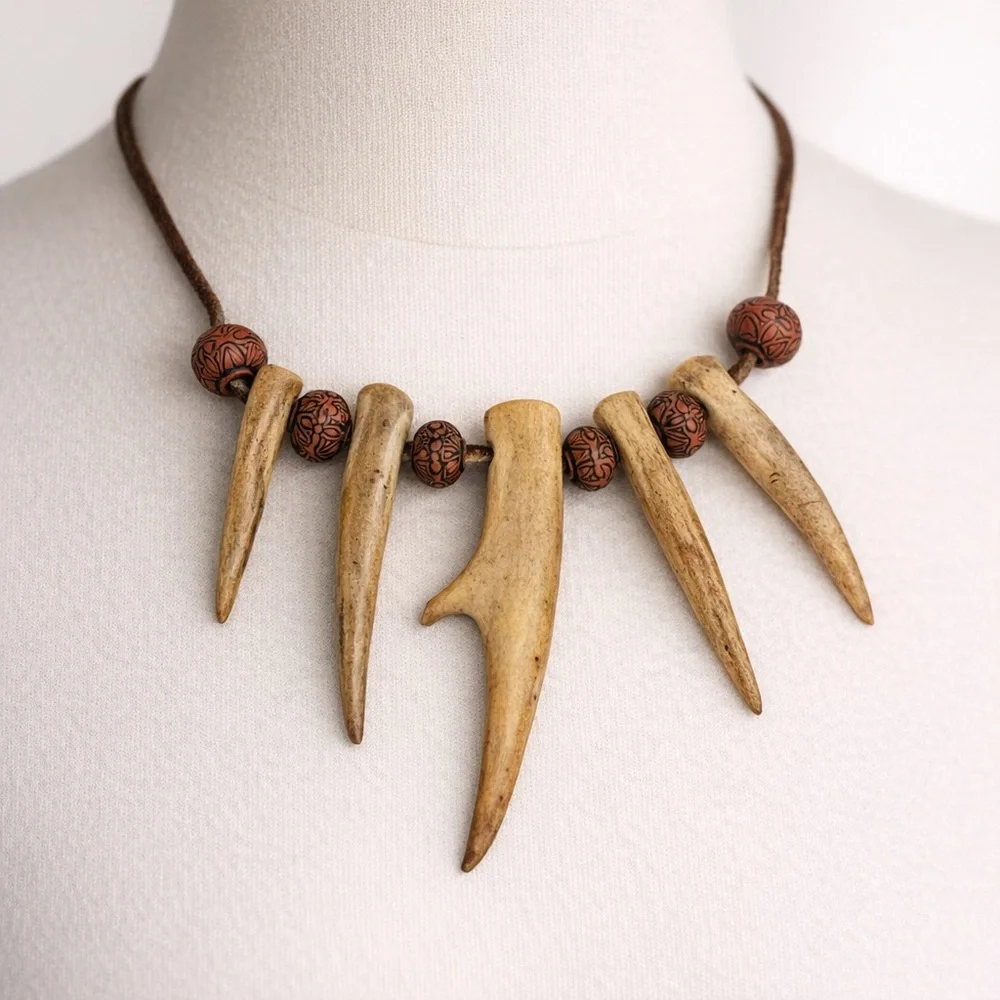 Natural Bone and Bead Necklace Tribal Antler Fang Statement Necklace - Picture 1 of 3